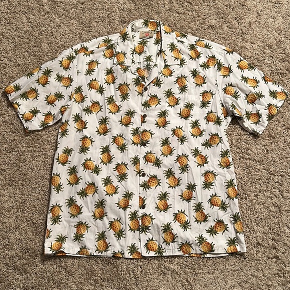 Hawaii Station (Authentic) - Vintage Men’s Pineapple Cotton Button Down- Size XL